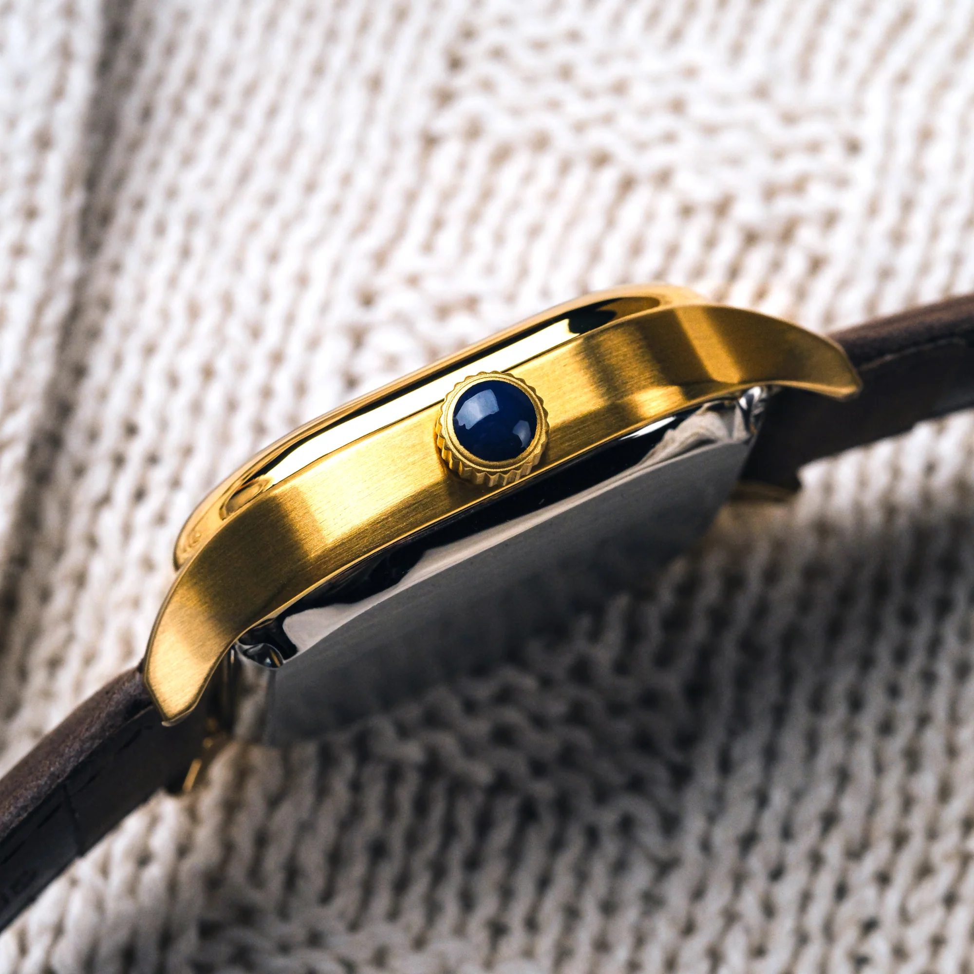 Gold - Image 5
